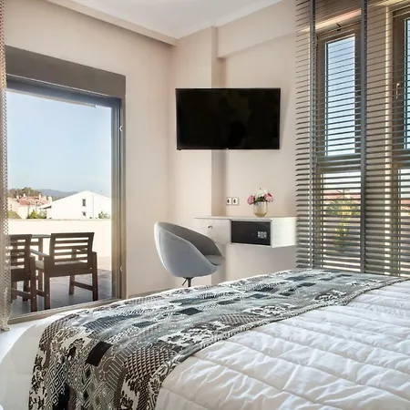 Royalty Loft *