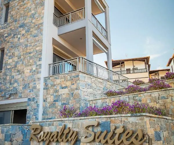 Royalty Loft *