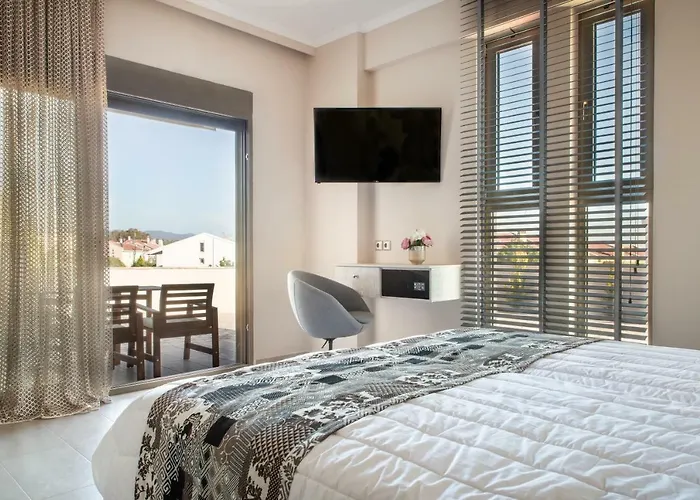 Royalty Loft *