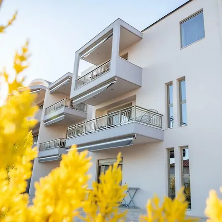 Royalty Loft Apartman Nikíti